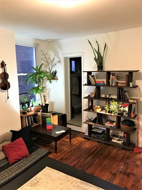 Beautiful 1 Bed/1 Bath Available in Highland Park! – photo 1