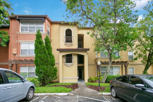 2 BR / 2 BA Condo In Villa Medici – photo 1