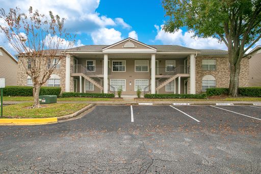 2 BR / 2 BA In Hunters Reserve – photo 1