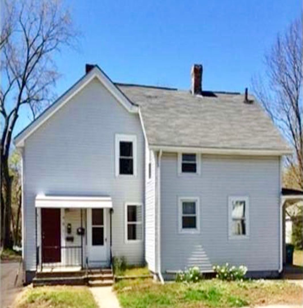 Attleboro Apartment: 12 Foley Street