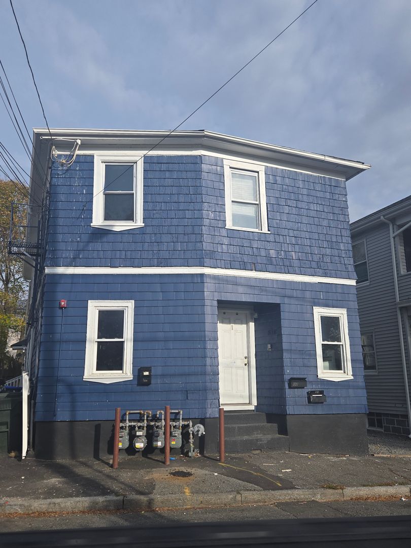 Providence Apartment: 316 Hawkins Street