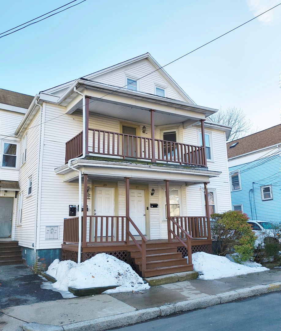 North Attleboro Apartment: 37-41 Mason Avenue
