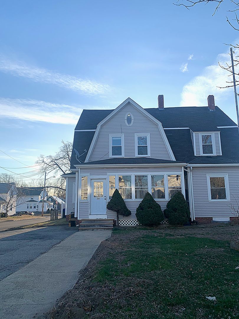 380 Bullocks Point Avenue