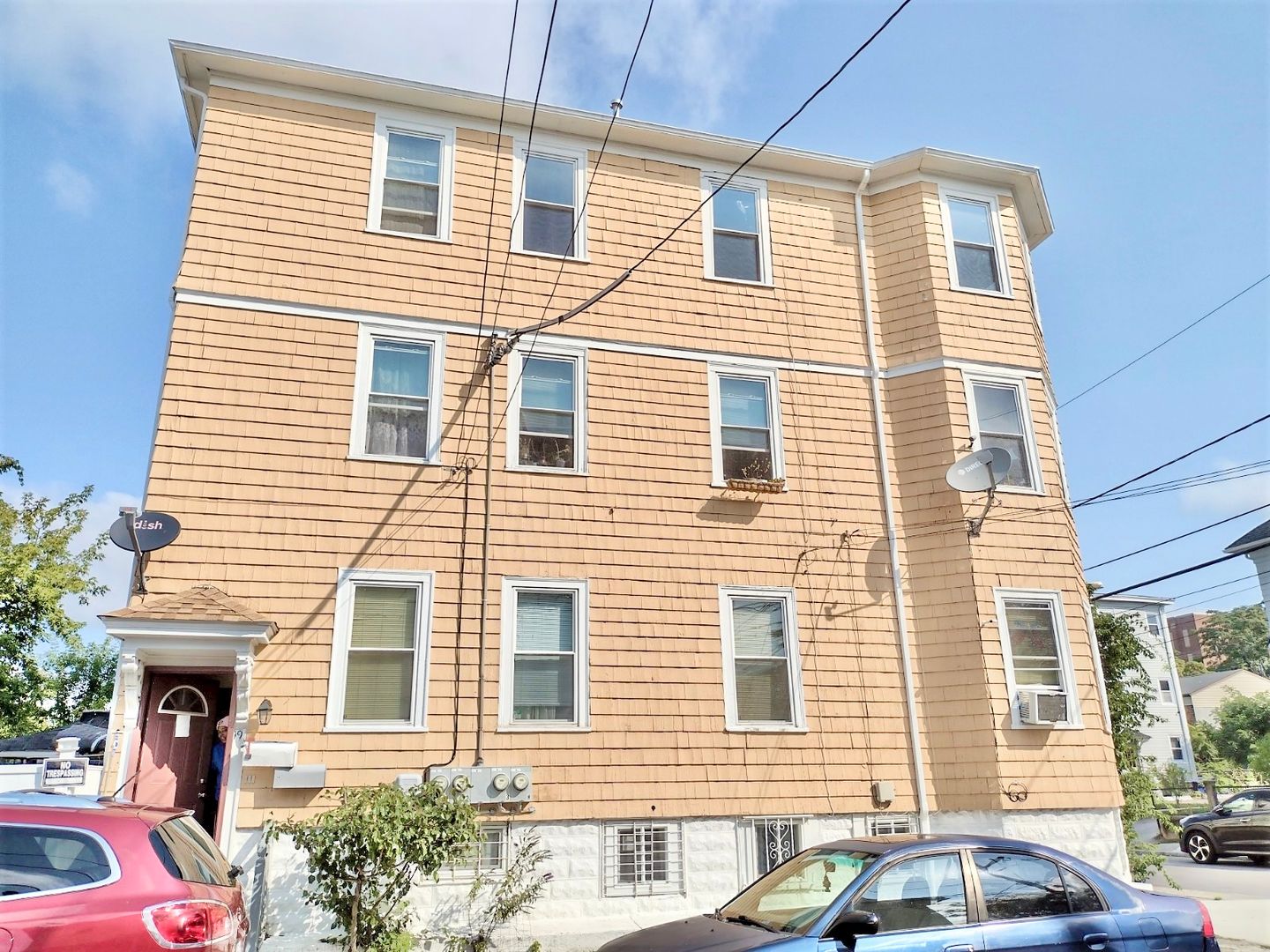 Providence House: 19 Social Street
