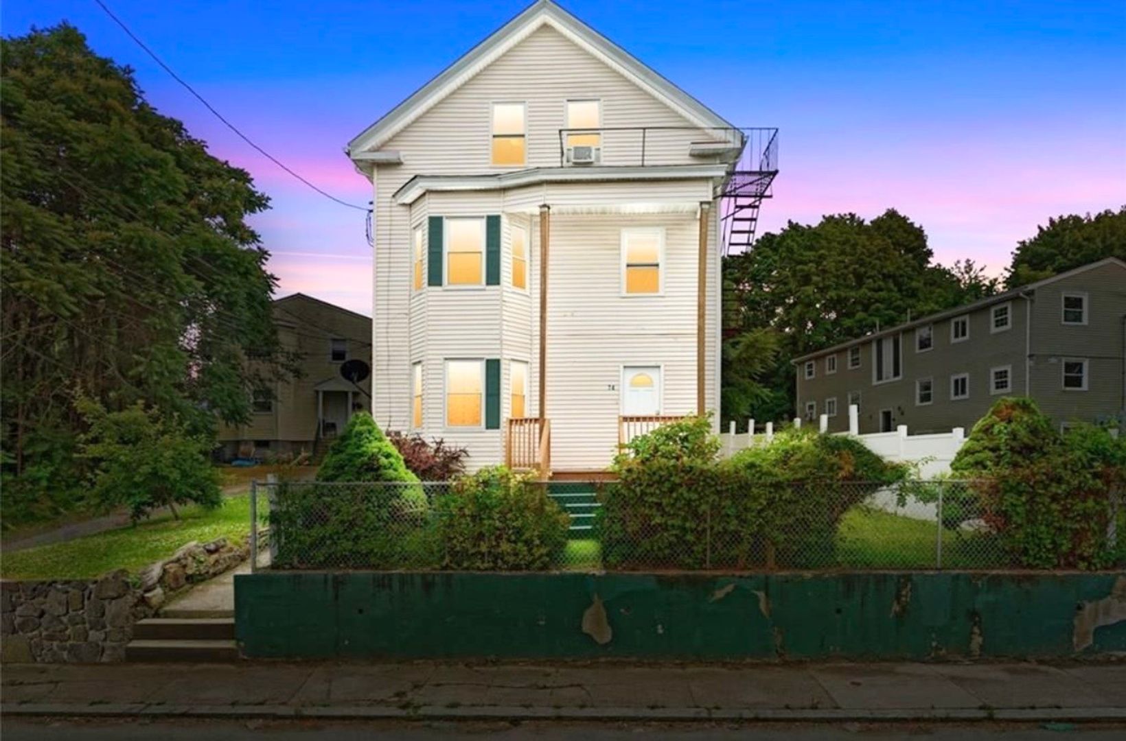 Providence Apartment: 74 Veazie Street
