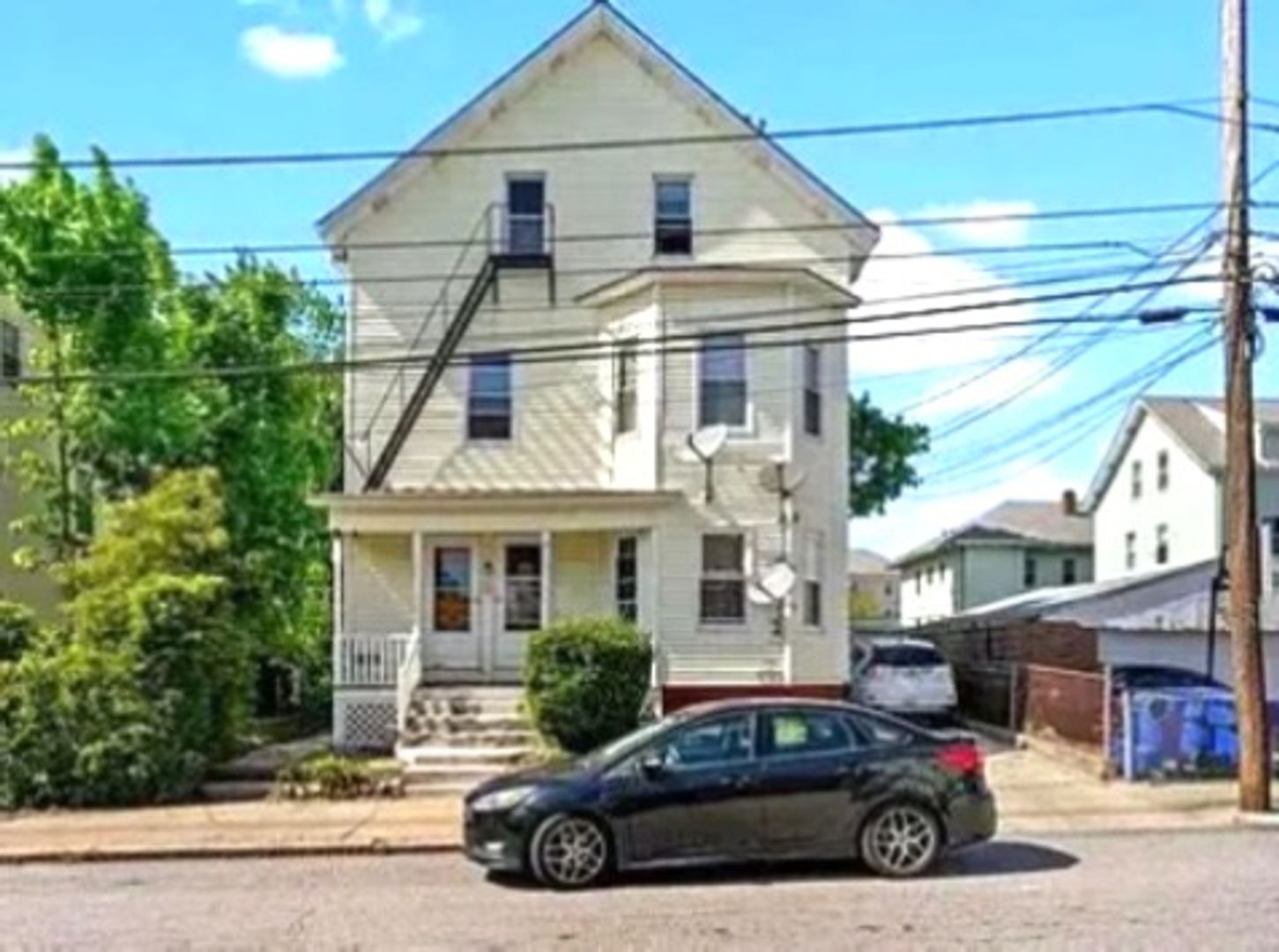Pawtucket Apartment: 13 Magill Street