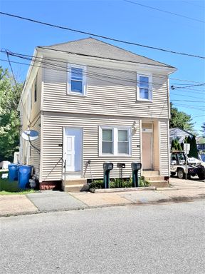 **Cranston/Edgewood – Brand-New Two Bed - $1,850**