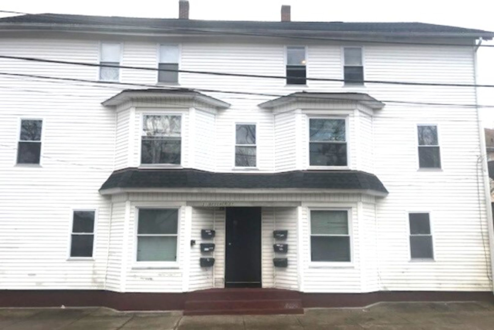 Pawtucket Apartment: 31 Beecher Street
