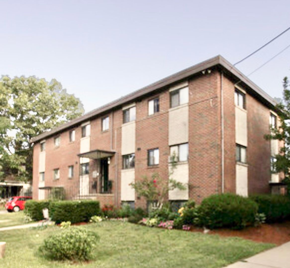 Providence Apartment: 99 Melrose Street