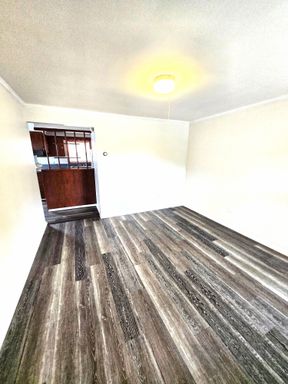 ***Pawtucket - One Bed with Private Entrance- $1,475***