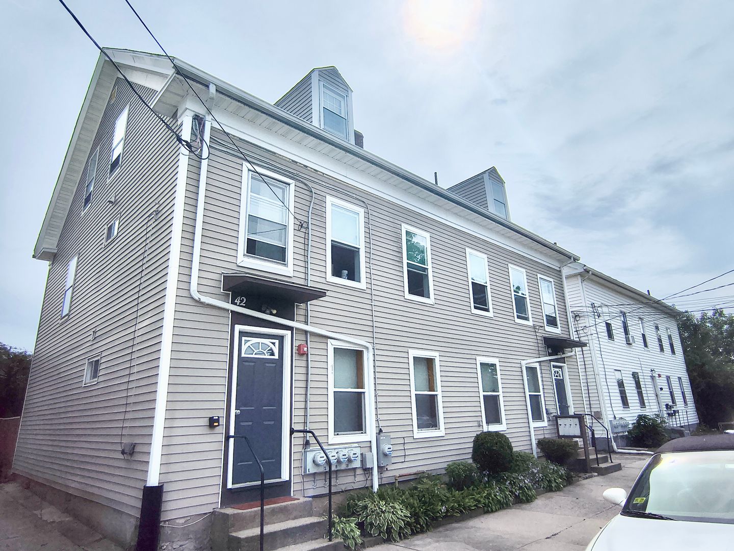 Woonsocket House: 48 Bentley Street, Unit #2