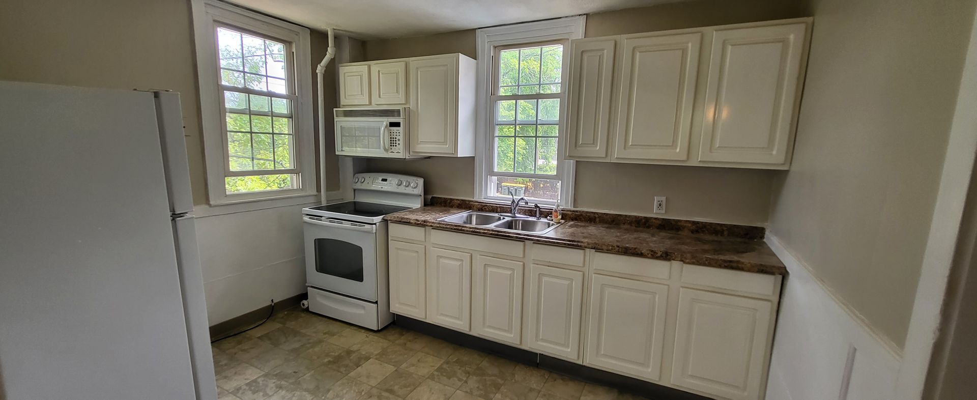Smithfield Apartment: 363 Waterman Avenue