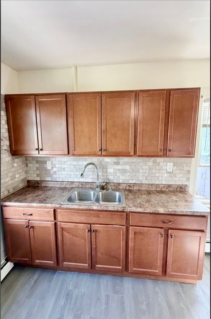Cranston Apartment: 28-32 Cleveland Avenue
