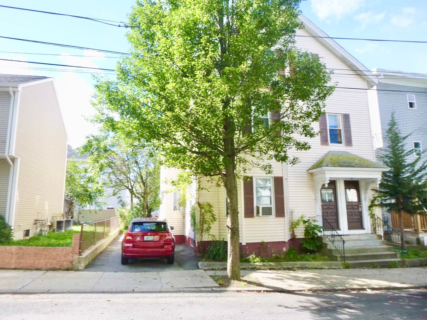 Pawtucket Apartment: 90-92 Boutwell Street