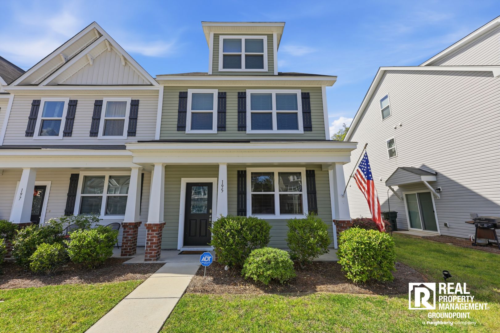 Goose Creek Townhome: 195 Woodward Rd