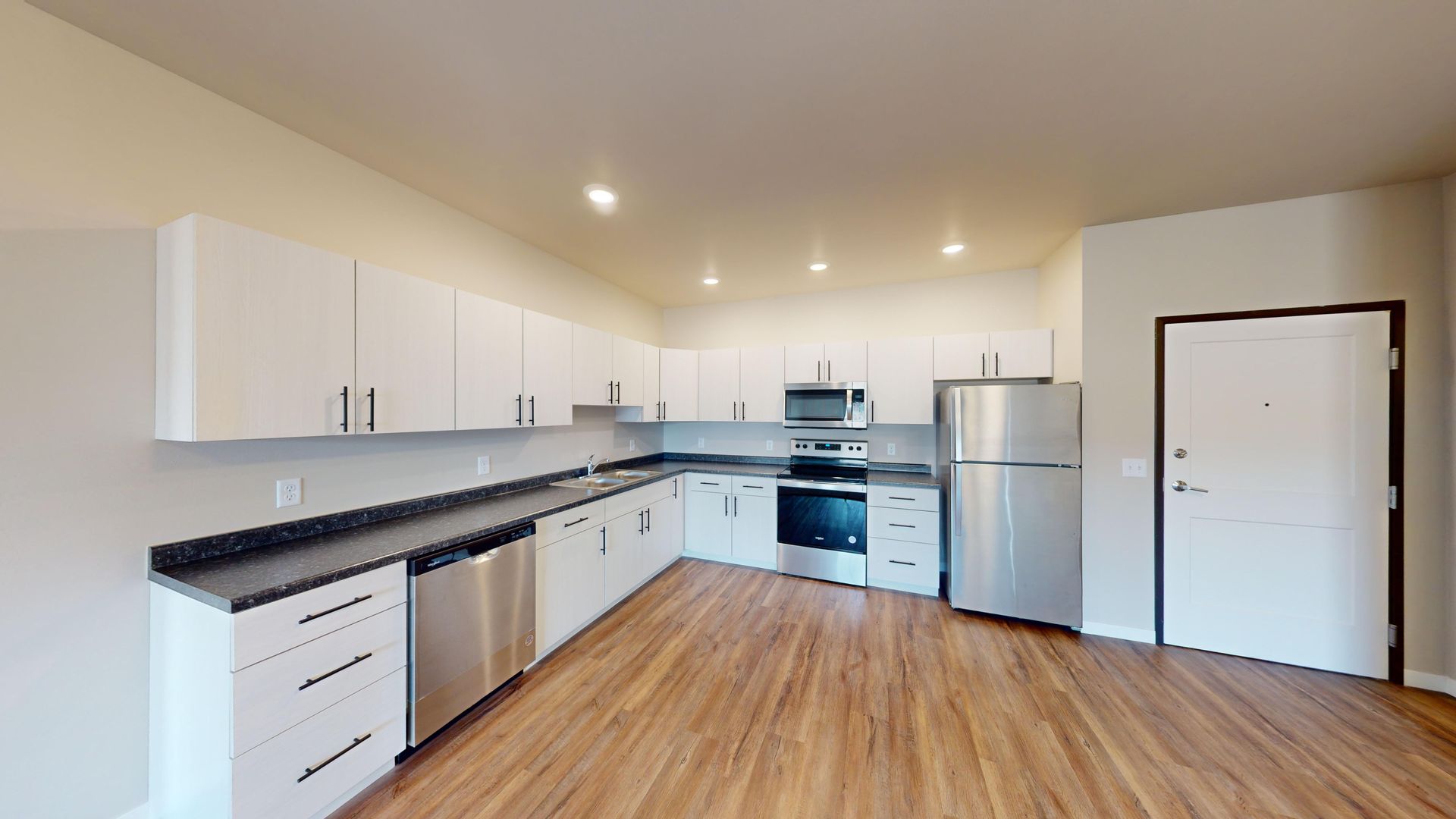 Sioux Falls Apartment: 4200 N Marion Road