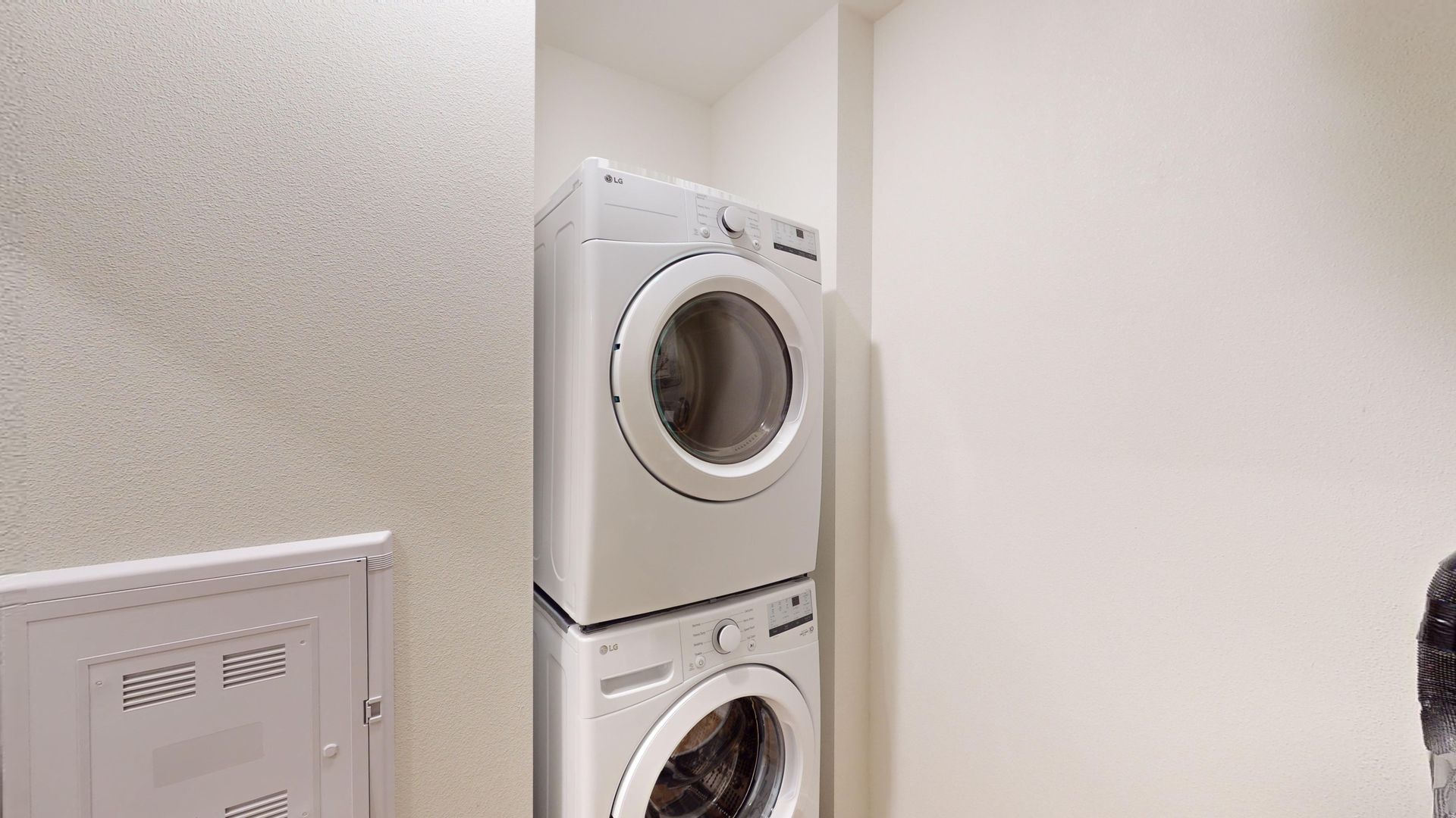 Laundry room at The Velthuis (SD-SF-VLT)(Hotel) (3 of 4)