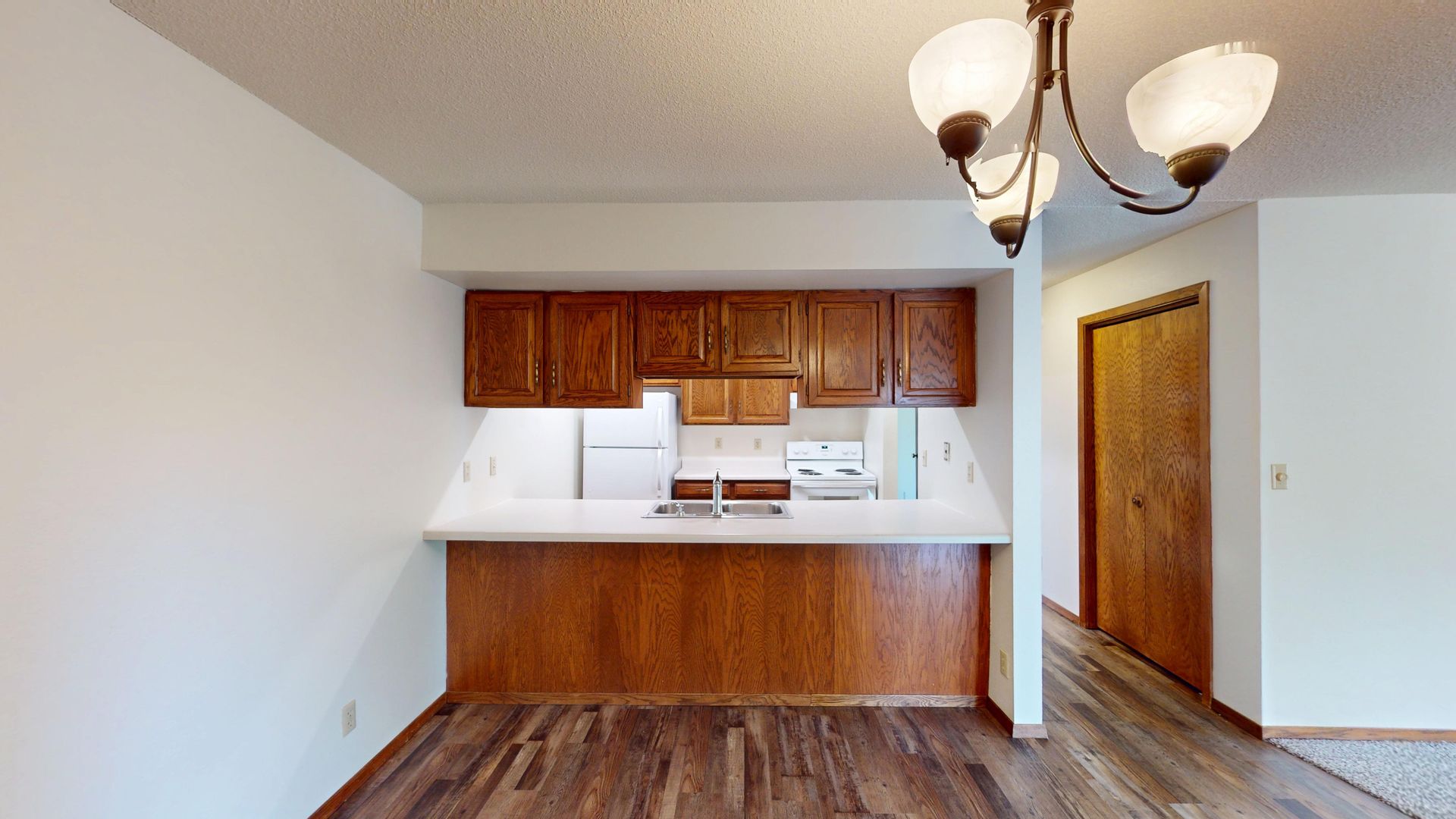 Doral Apartments 1 of 10