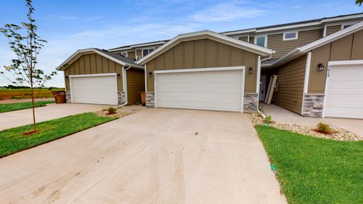 3 Bed, 2.5 Bath Townhome – photo 1