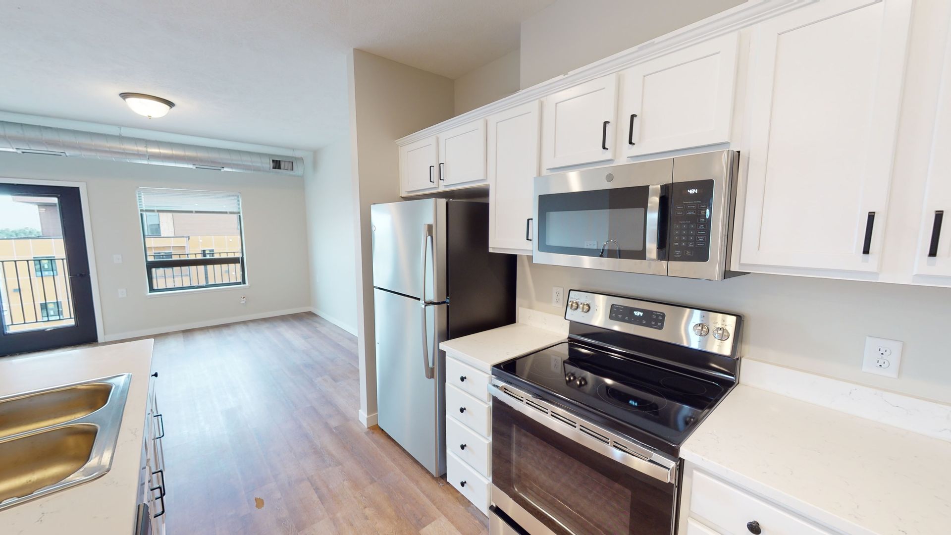 Sioux Falls Apartment: 2811 S Burnsfield Ave.