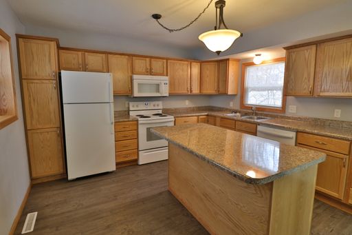 3 Bedroom Duplex in Eastern Sioux Falls! – photo 1