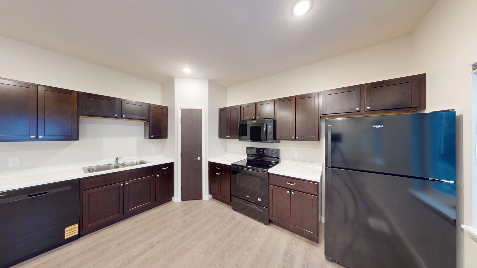 Cherokee Apartment: 942 Riverview Drive