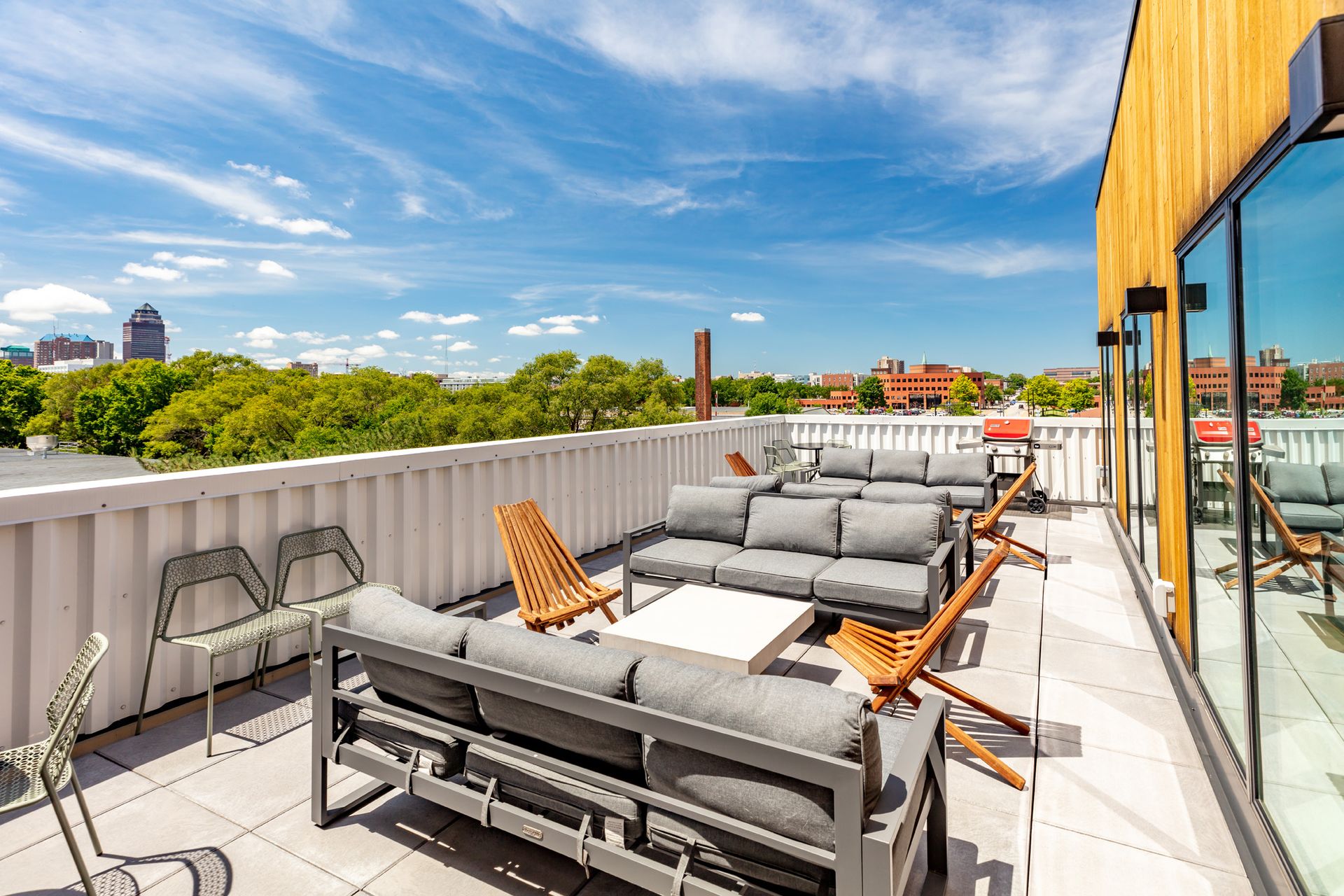 Roof deck at Rowat Lofts (4 of 8)