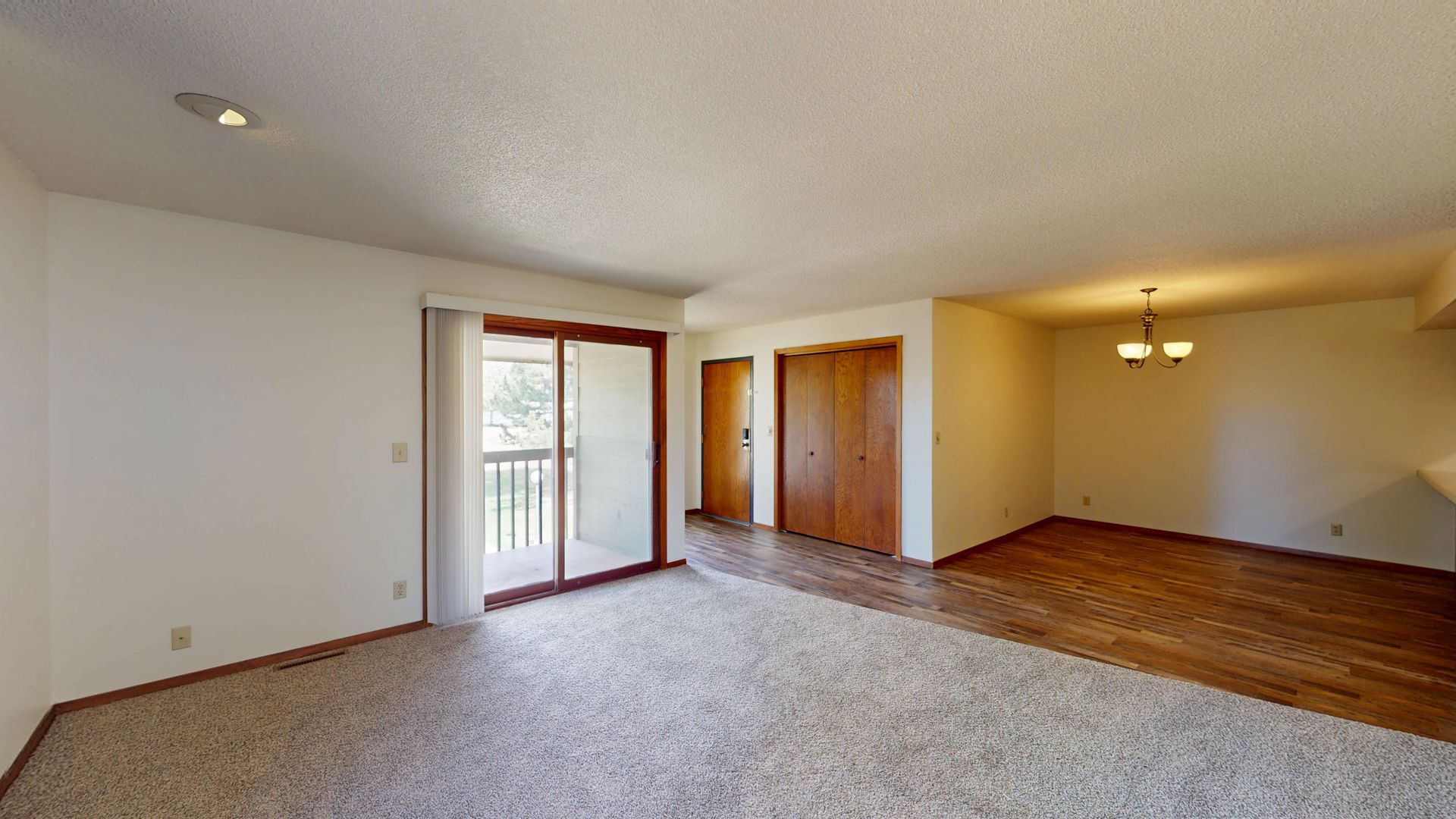Doral Apartments 6 of 12