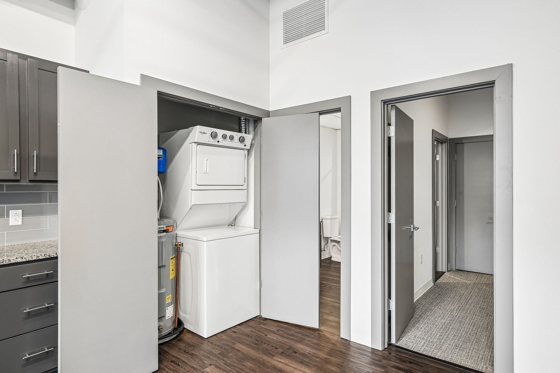 Laundry room at Station Lofts