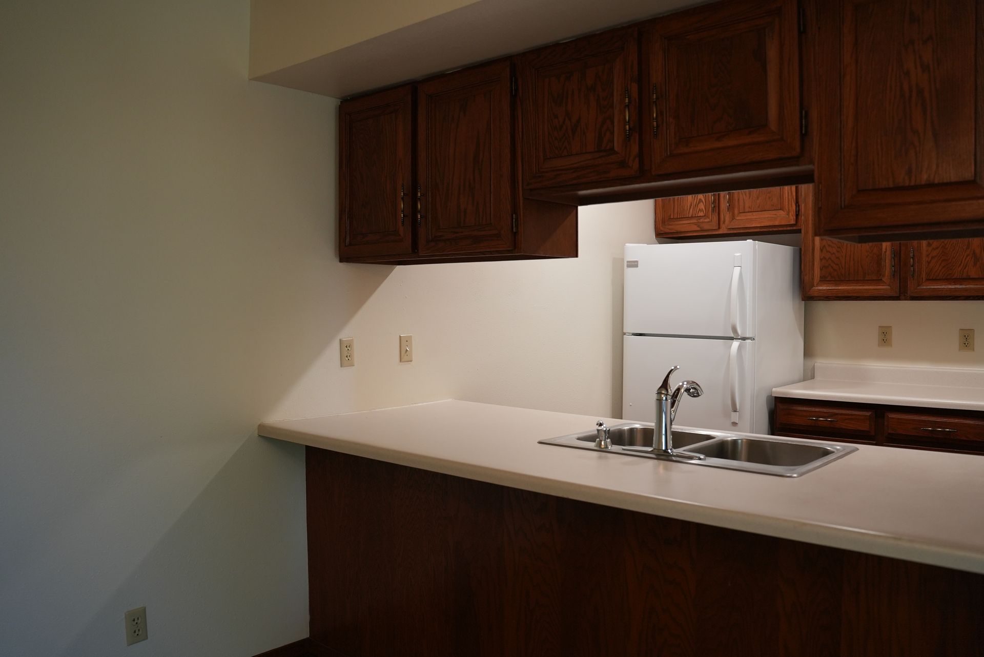 Doral Apartments 3 of 12