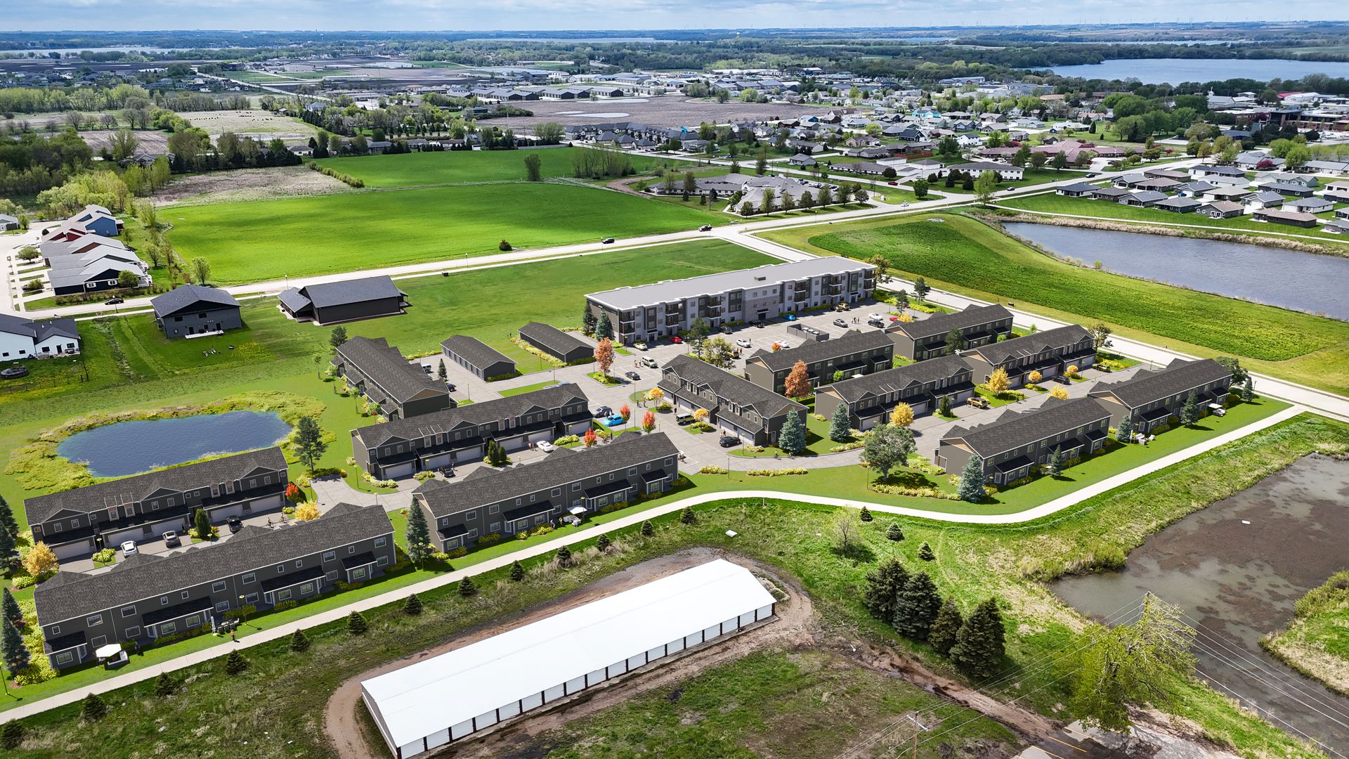 Spirit Lake Apartment: 2100 Royal Ave