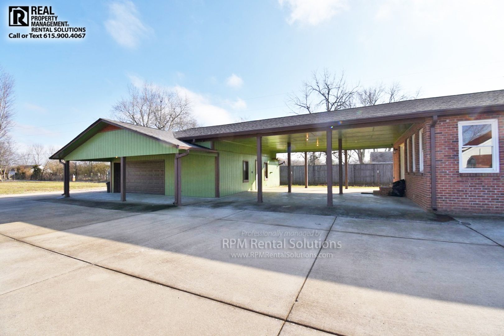 Murfreesboro House: 304 Jakes Avenue