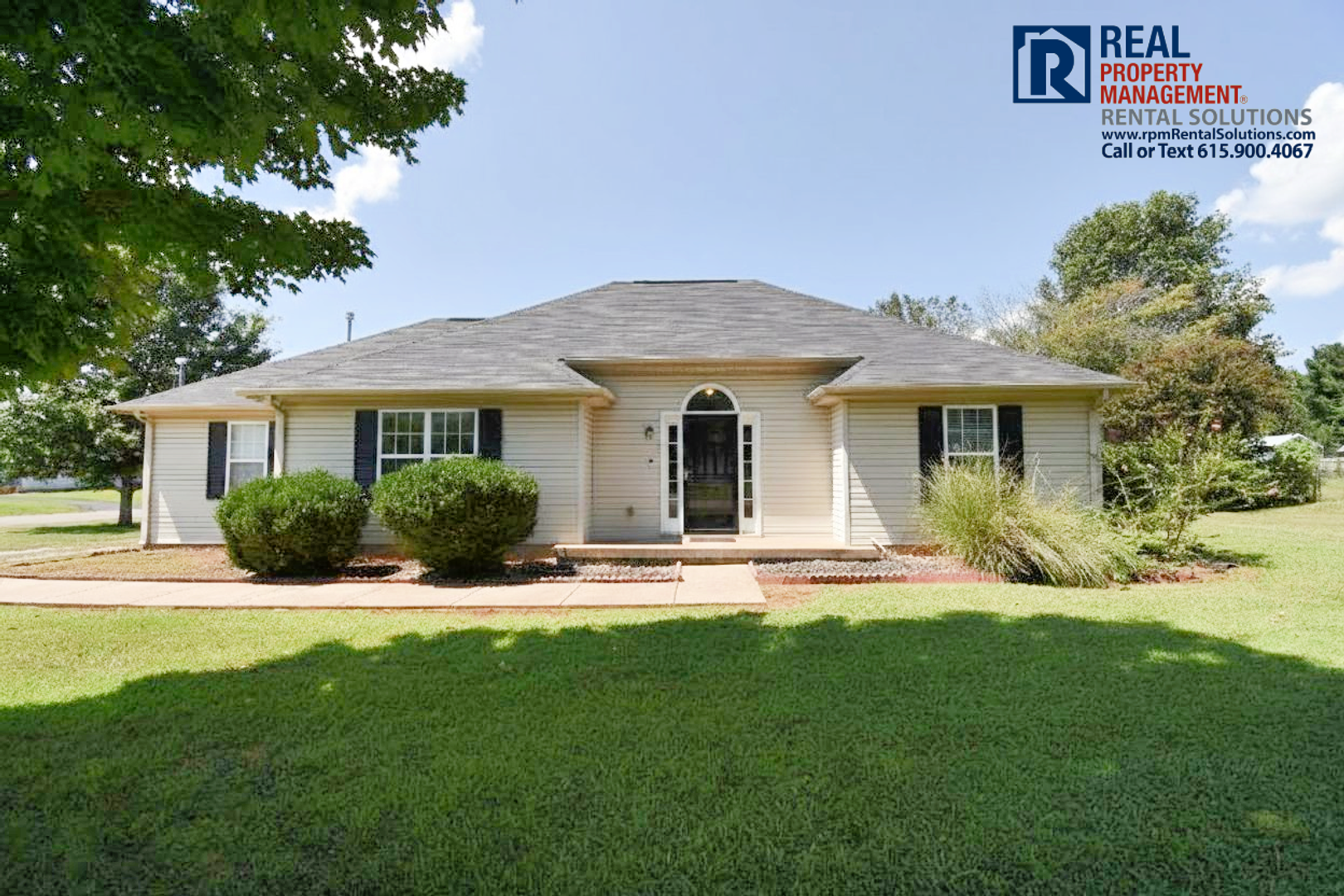 Murfreesboro House: 7403 Greenway Dr.