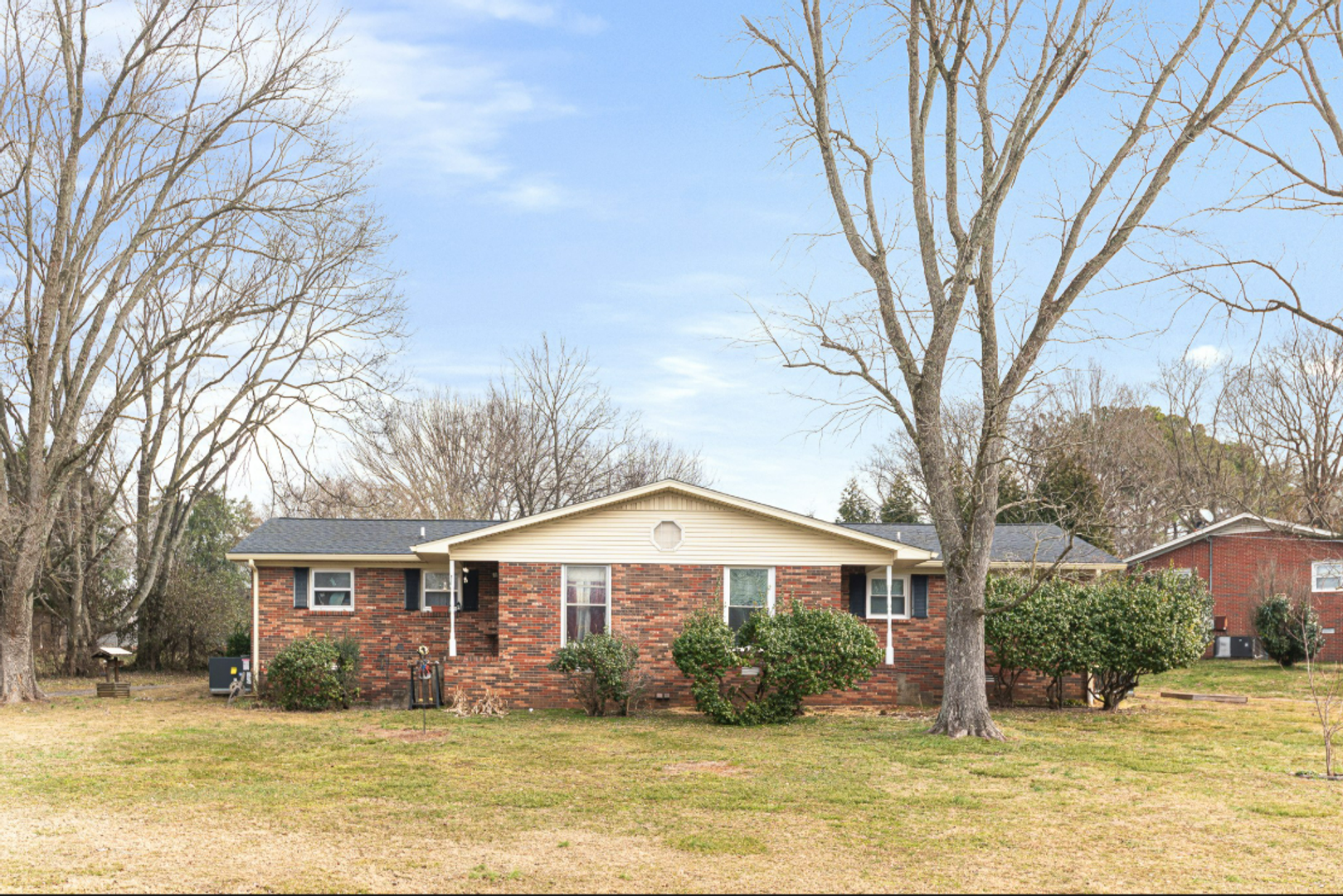 Murfreesboro House: 407 Winfrey Dr.