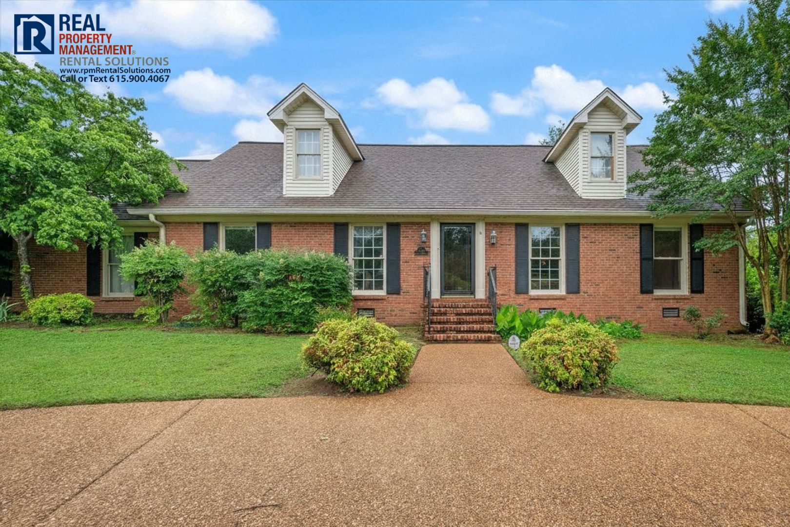 Murfreesboro House: 2307 Londonderry Dr.
