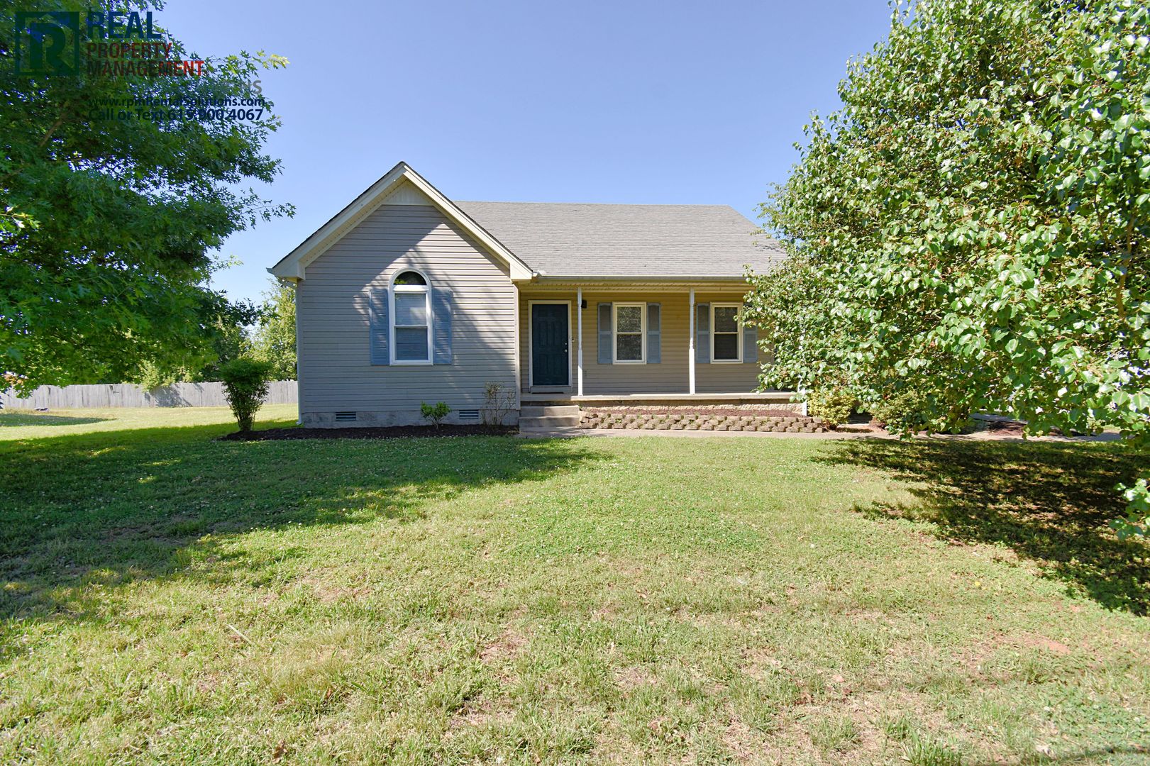 Murfreesboro House: 1183 Osborne Lane