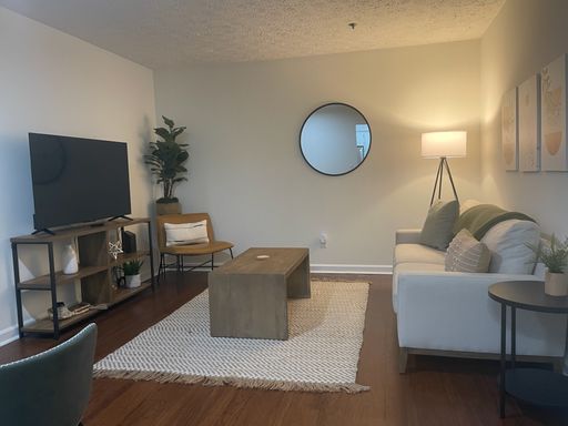 Modern, furnished 2 bd/2 ba in Midtown w/ utilities!! *$150 off each month w/ 12 mo lease* – photo 1