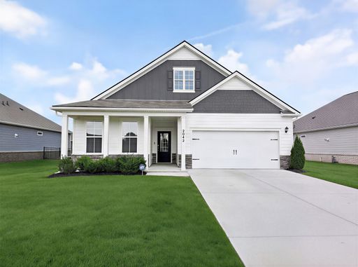 Modern 3-Bedroom Home with Community Amenities, Attached Garage & Easy I-65 Access – photo 1