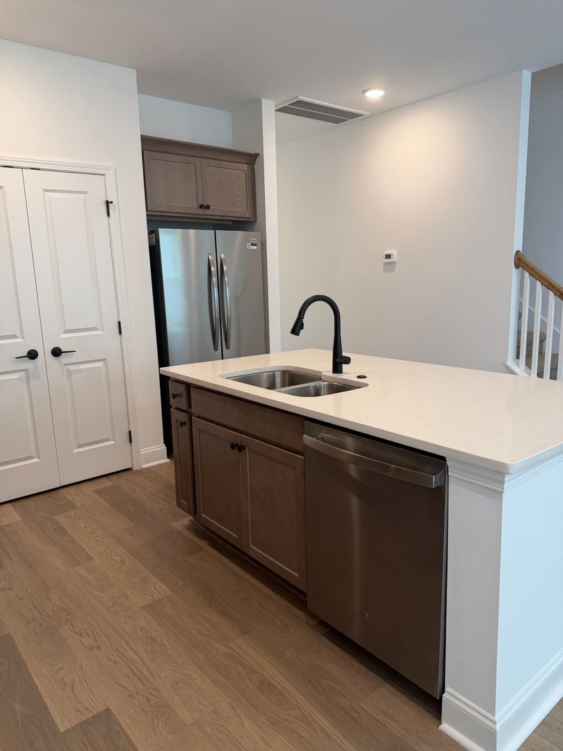 James Creek Dr-8771 11 of 12