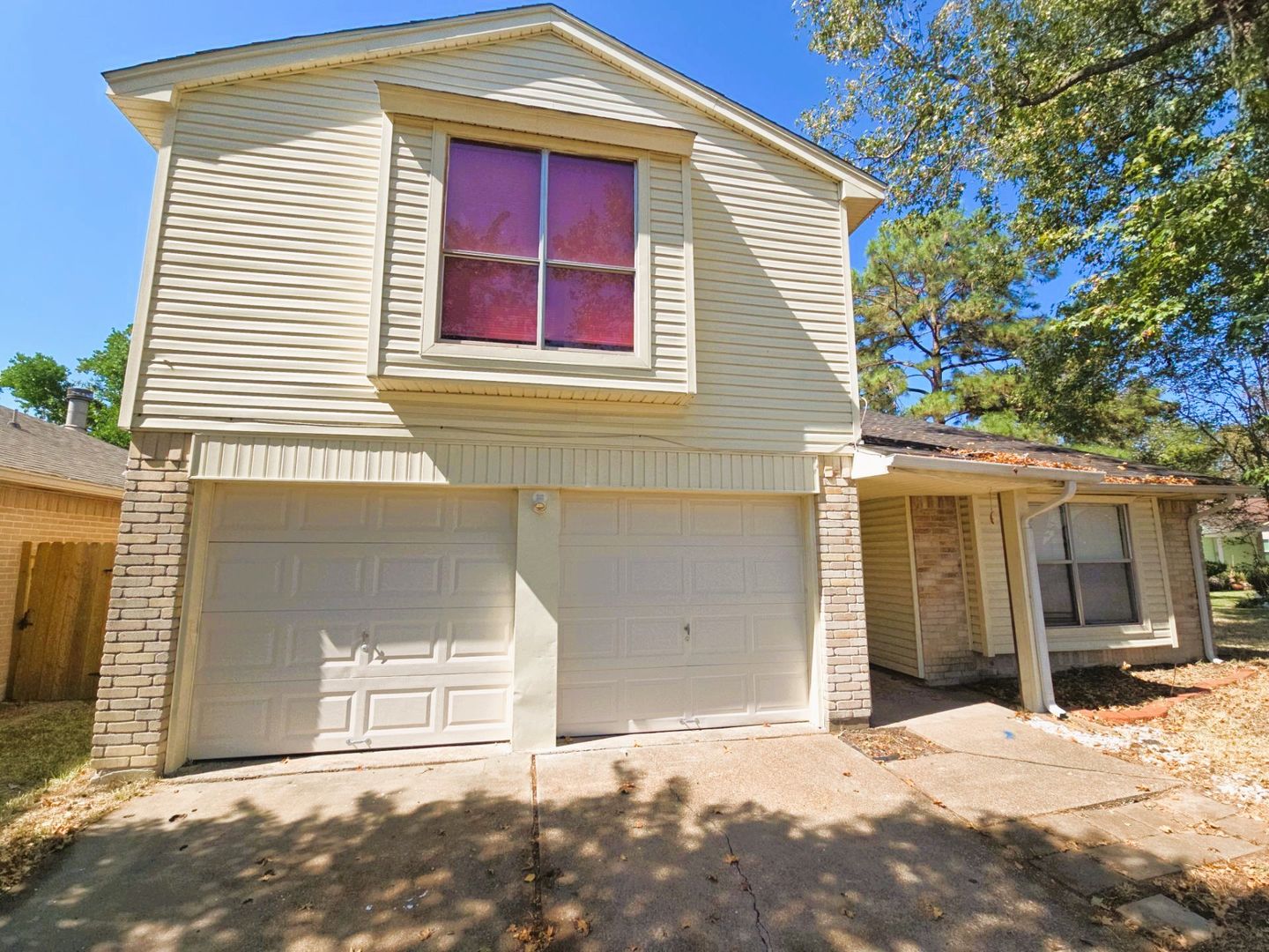 Humble House: 18915 Oak Bower Dr