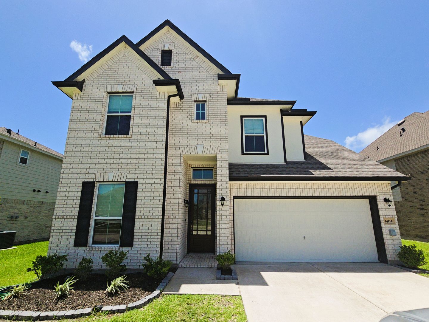 Baytown House: 14114 Little River Dr