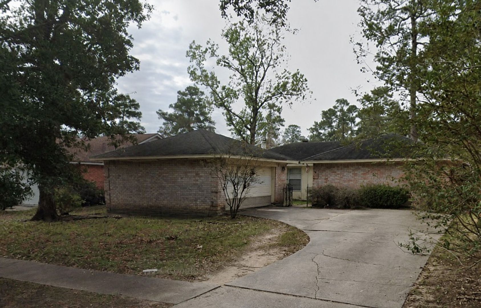 Spring House: 22603 Millgate Dr