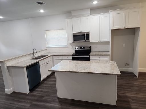 3 Bedroom Rental – 1029 Calvin - Unit B, Houston, TX 77088