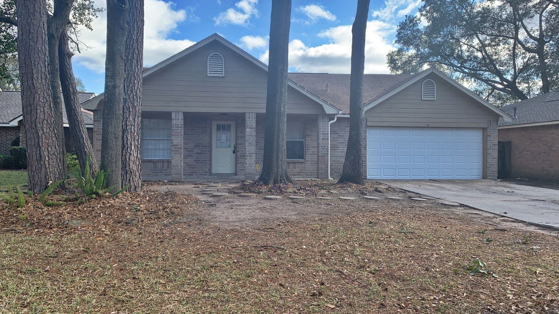 Humble House: 3730 Village Grove Dr