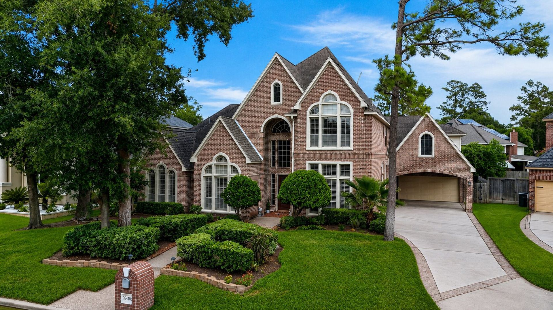 Spring House: 16410 Emilia Ct