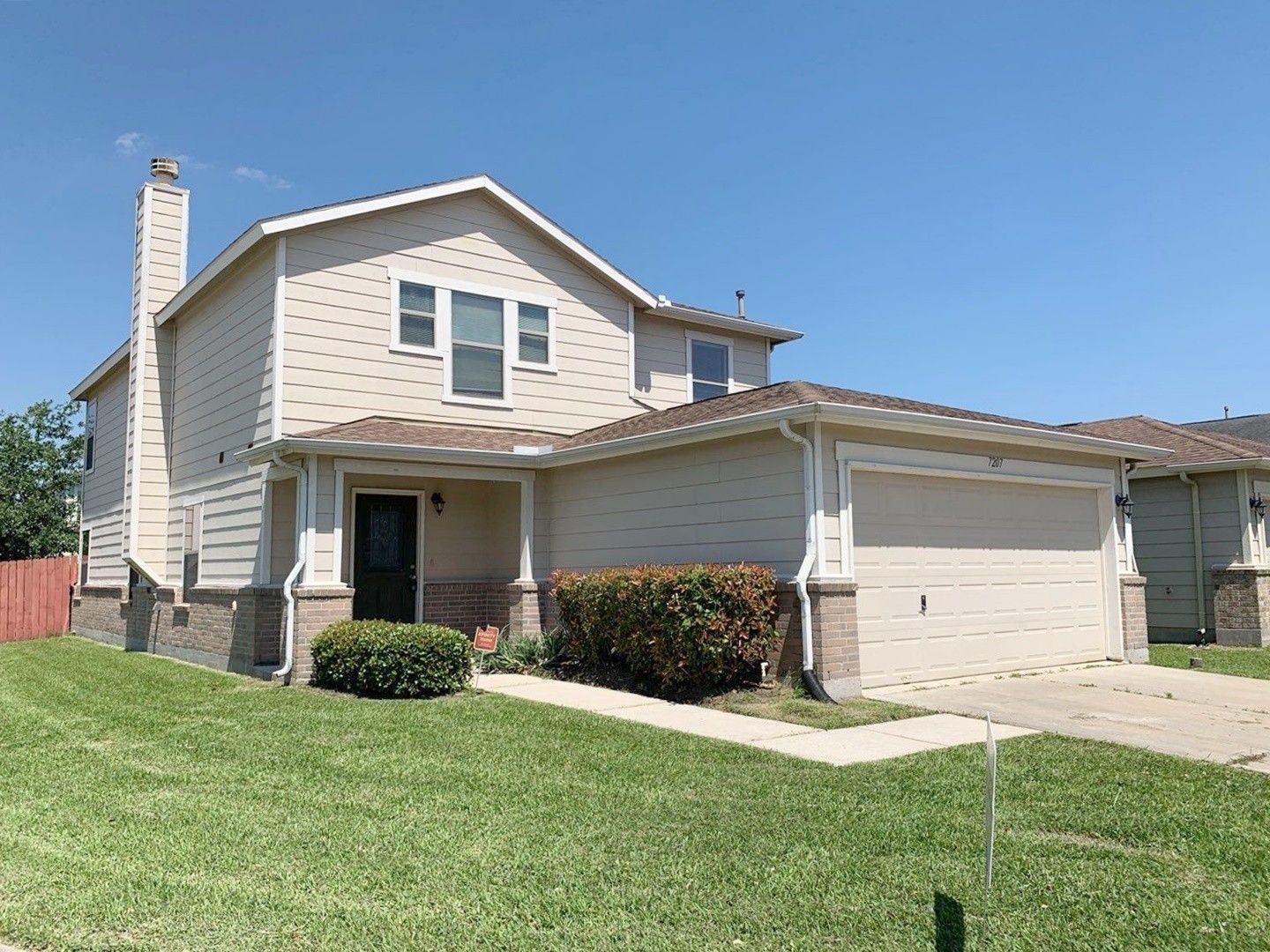 Houston House: 7207 Liberty Mesa Ln