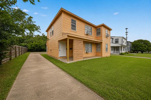 Spacious & Newly Updated! *HOUSING ACCEPTED/ SECTION 8 * — Apply Today!