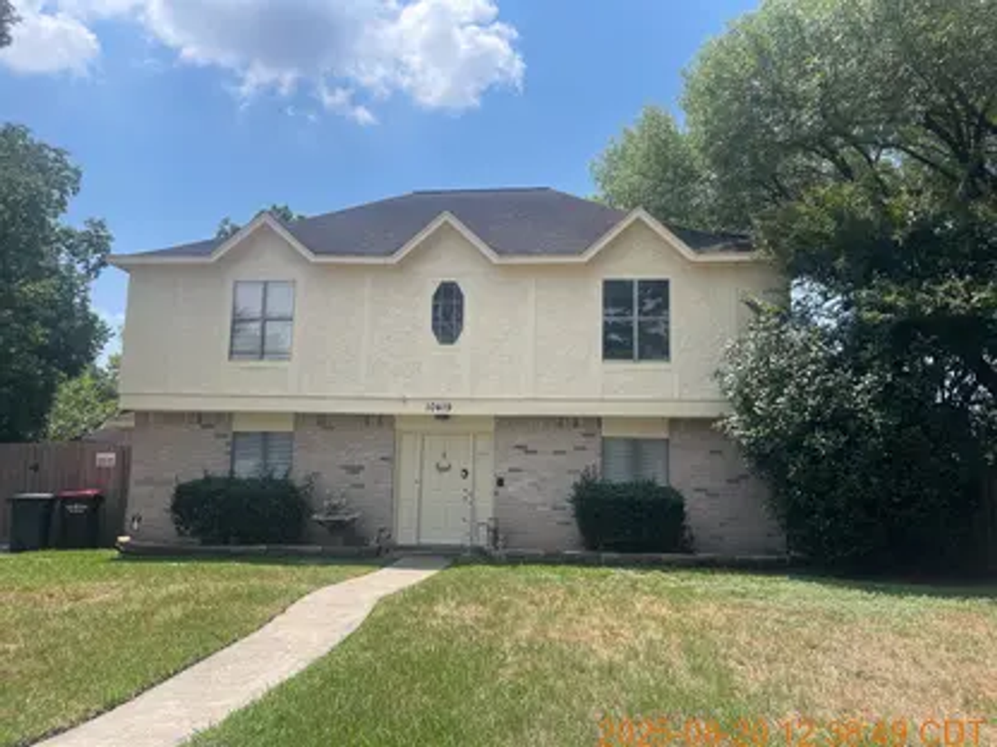 Houston House: 10419 Autumn Harvest Drive