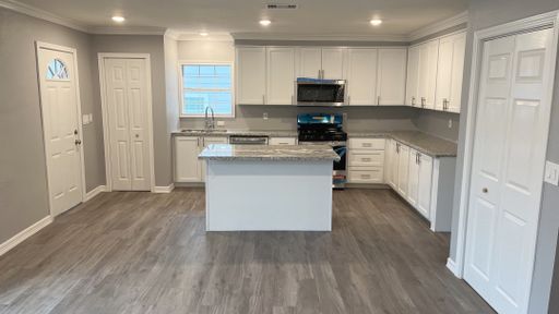 4620 Nichols St **Ask about our NO CASH DEPOSIT option!** – photo 1