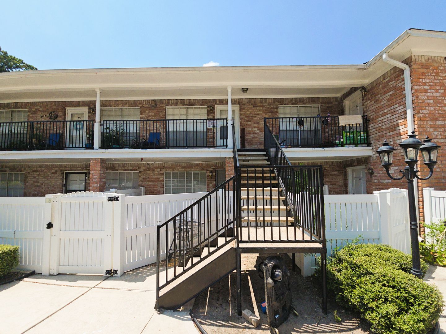 Houston House: 14333 Memorial Dr #91